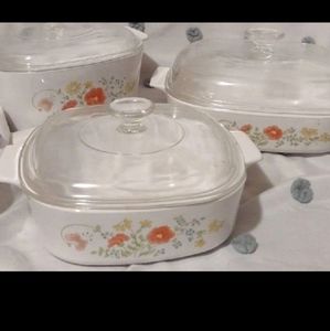 Authentic Vintage Trio of Corning Ware "Wildflower" with lids